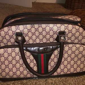 gucci luggage